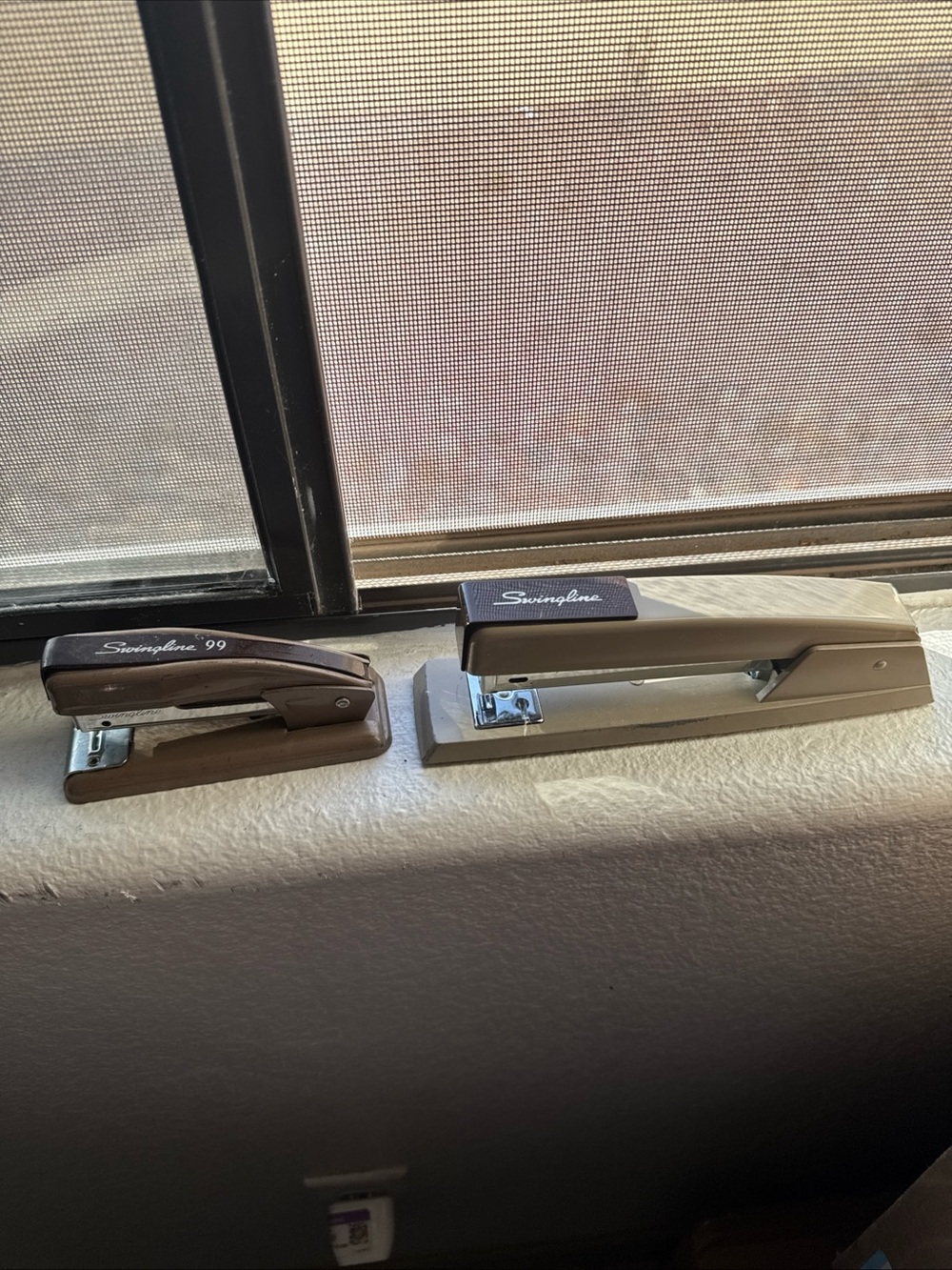 Swingline Beige Desktop Stapler and Brown Mini Stapler Set bb